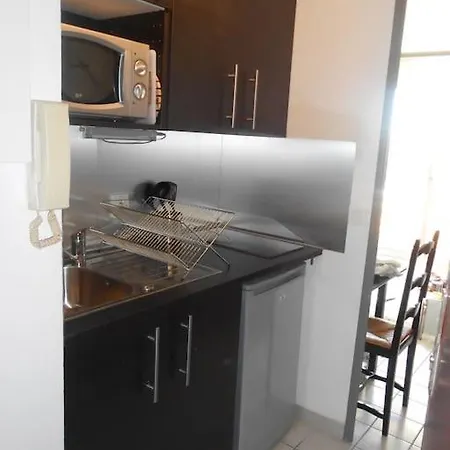 T1 Parking Et Wifi Proche Centre Et Station Tram Apartment